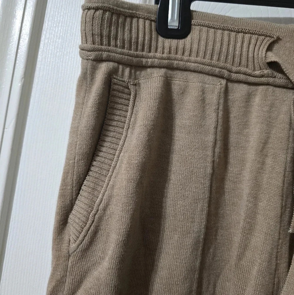 MOD REF The Reni Pants, Tan/Camel Sweater Knit Joggers, Elastic Waist, EUC! - Picture 5 of 11